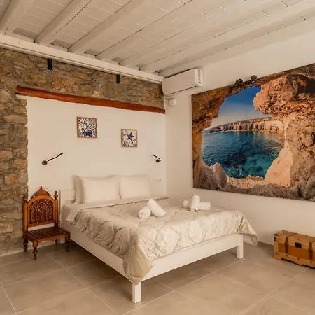 Honey Bee House Apartment *