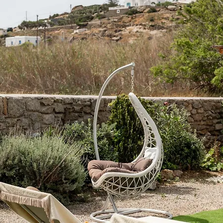 Honey Bee House * Mykonos Town
