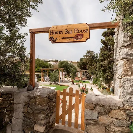 Honey Bee House * Mykonos Town