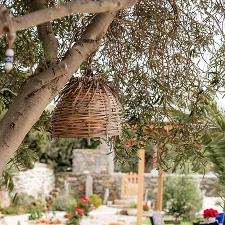 Honey Bee House * Mykonos Town